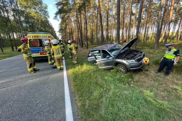 Cztery osoby poszkodowane w wypadku na DK45 koło Kluczborka