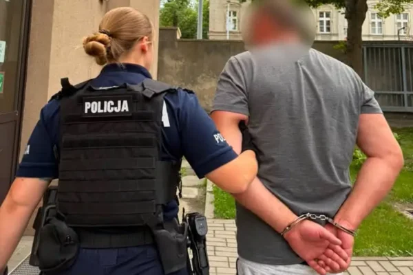 2,5 promila za kierownicą. 42-latek pojechał po alkohol, czekając na znajomą w szpitalu
