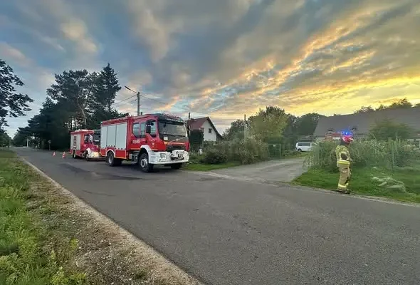 Pożar ubrań w pralni budynku mieszkalnego w Jaśkowicach – akcja strażaków