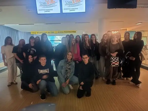 Integracja klasy IcT z ZSLT Kluczbork na kręglach w Opolu