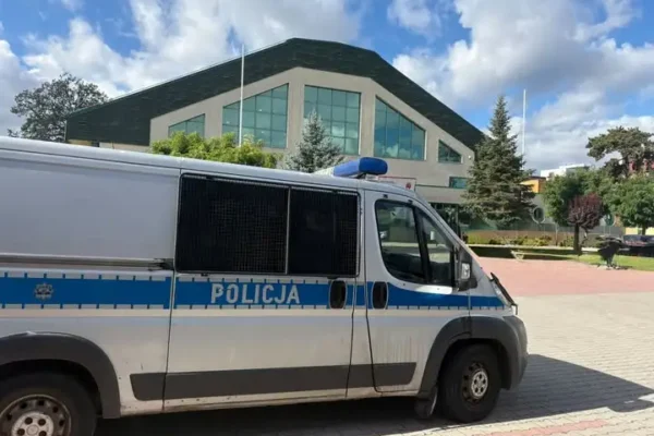 Mecz siatkówki w Kluczborku: KKS Mickiewicz kontra MCKiS Jaworzno